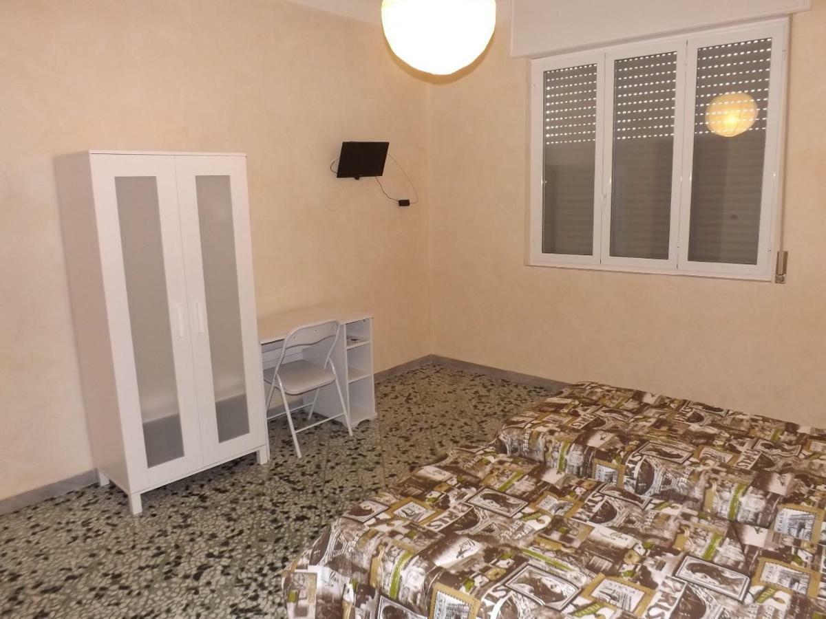 Bed And Breakfast Il Subacqueo Taranto Exterior photo